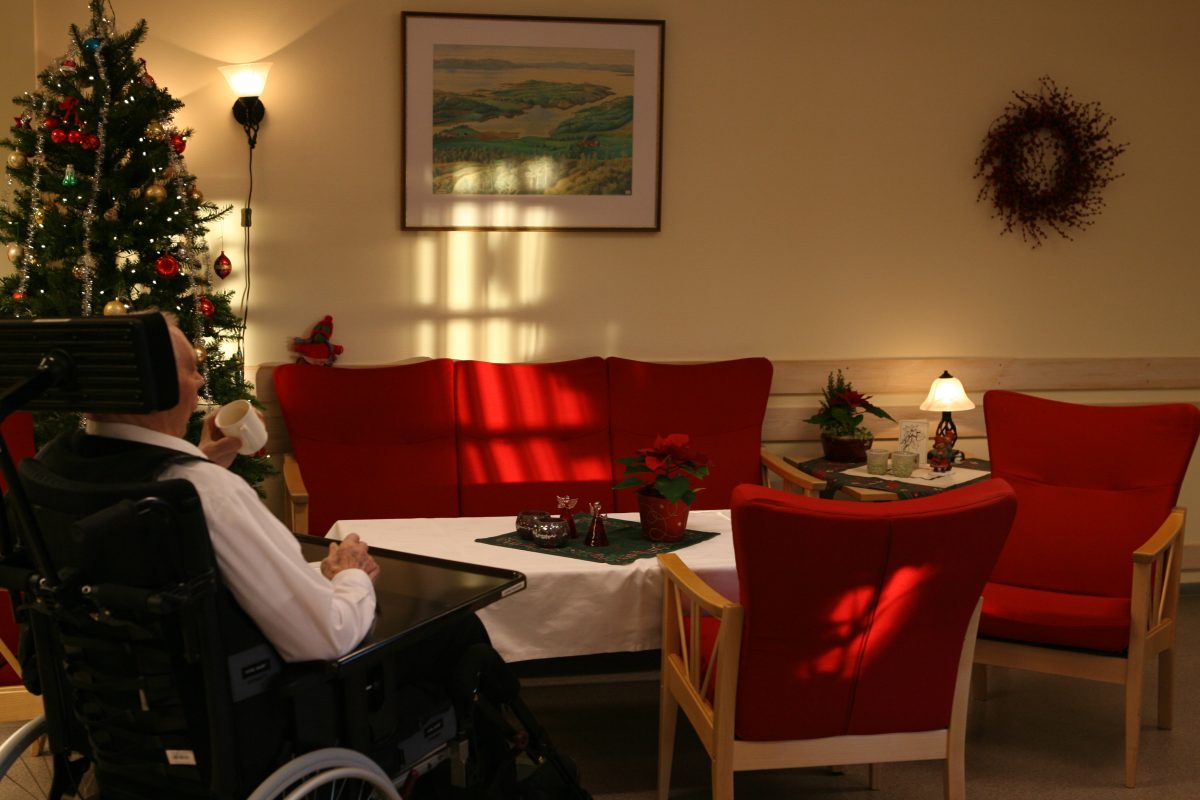 Visiting Long-Term Care Residents During the Holidays
